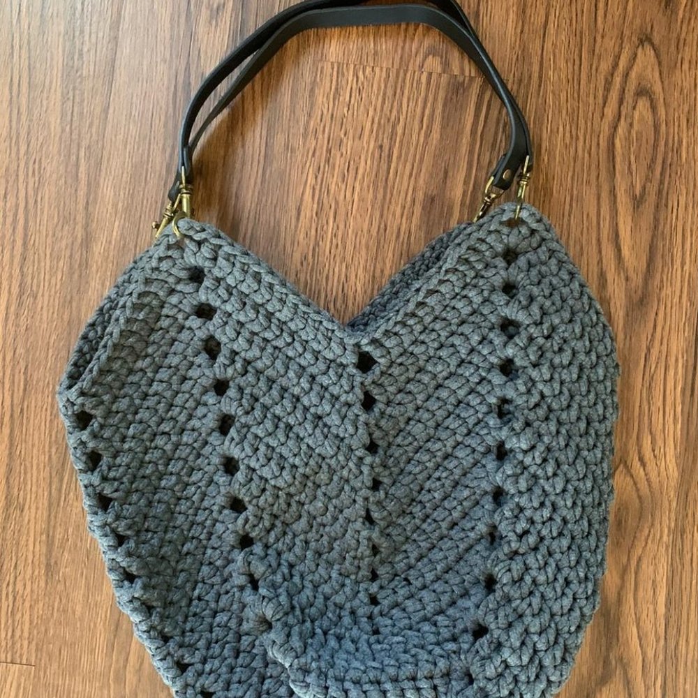 *NEW* Handmade T-shirt Yarn Crochet Shoulder Bag